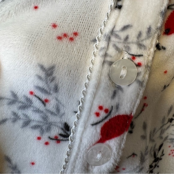 ARIA Collection Cardinal White and Red Nightgown Medium (Oversized - See Desc) - Picture 7 of 13